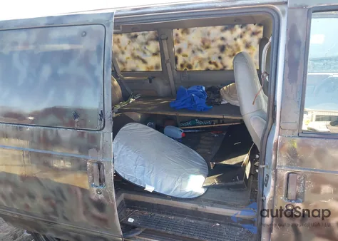 1998 GMC Safari Sle z USA, uszkodzony, nr VIN 1GKDM19WXWB508464